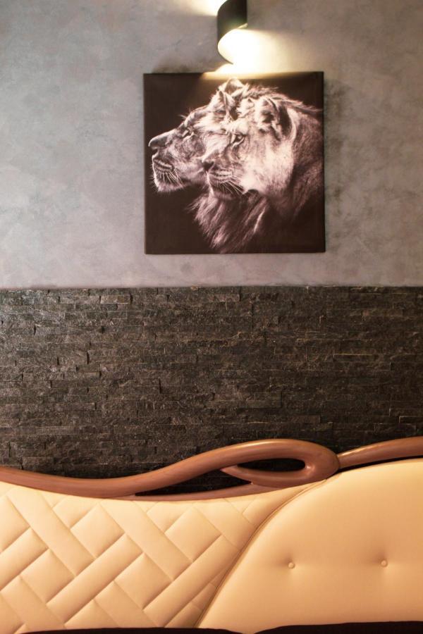 Lion Luxury Rooms Roma Exterior foto